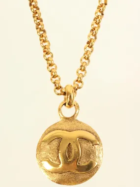 CHANEL 1994 Made Round Cc Mark Necklace Gold
