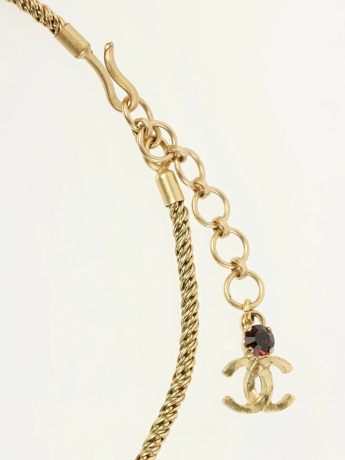 CHANEL 2001 Made Gripoix Pearl Design Necklace Gold/Multi