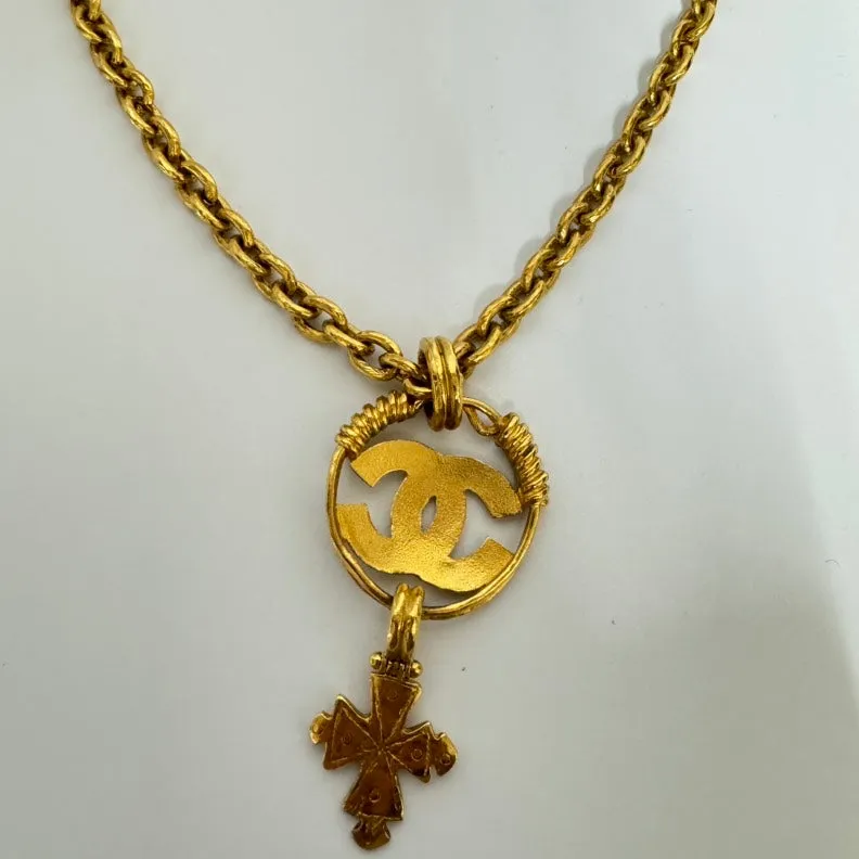 Chanel Gold Vintage CC Pendant Necklace