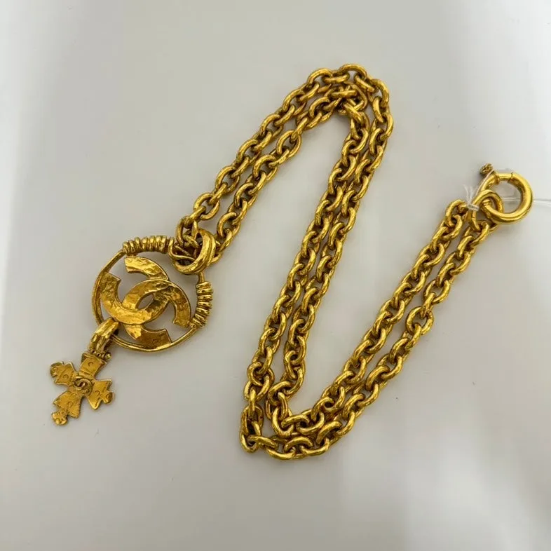 Chanel Gold Vintage CC Pendant Necklace